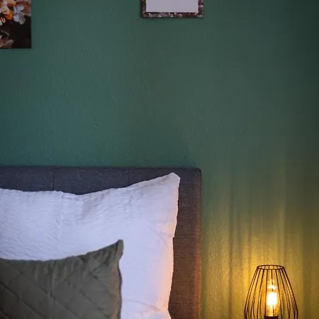 Immo-vision - Vw Naeher Geht Nicht, Parkplatz, Kueche, Wlan *