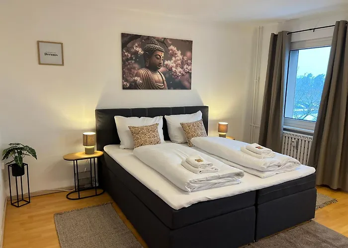 Immo-vision - Vw Naeher Geht Nicht, Parkplatz, Kueche, Wlan